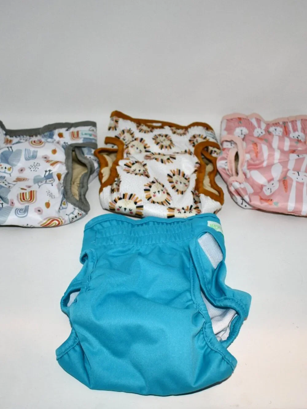 Langsprit Washable Female Dog Diapers Large 4 Pack Reusable Highly Absorbent  Co